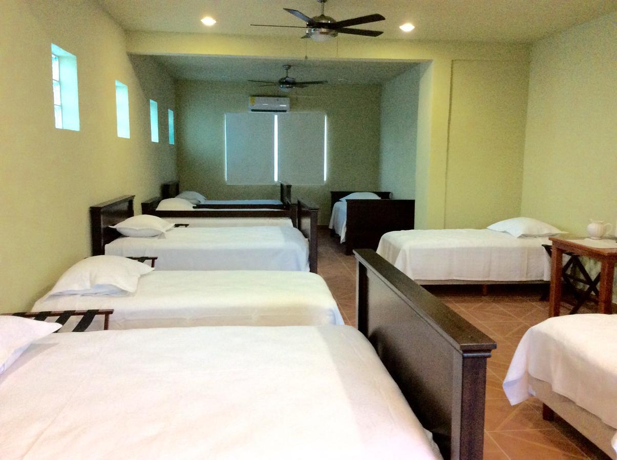 Casa Paloma Blanca Hostel Isla Mujeres Dış mekan fotoğraf